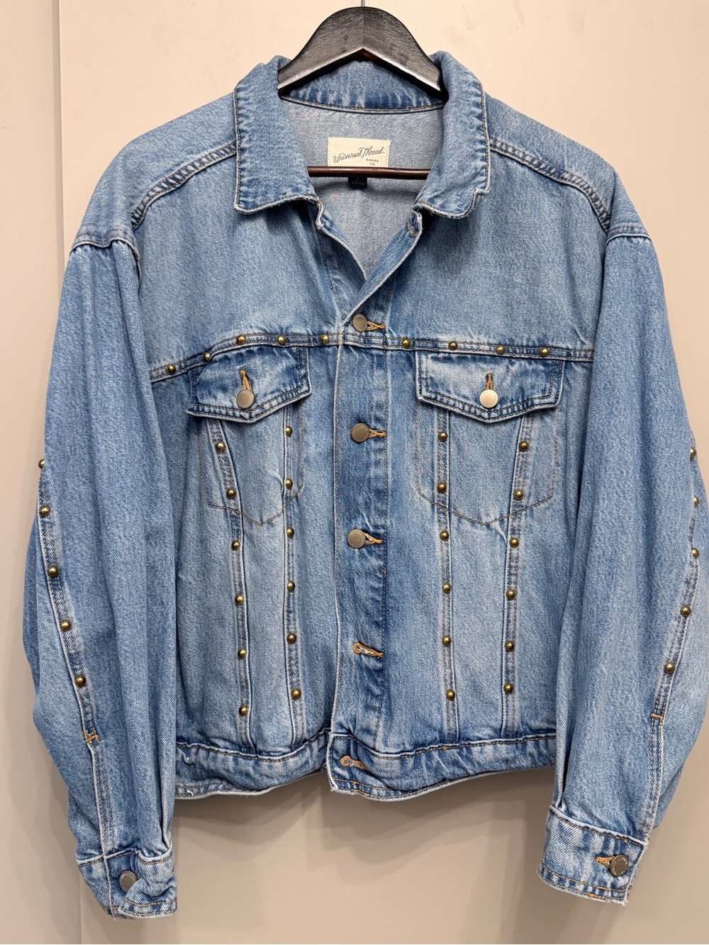 Universal Thread Studded Denim Trucker Jacket Size L